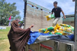 Stabilkan Harga dan Pasokan Bahan Pokok, Pemda KLU Gelar Pasar Murah di 5 Kecamatan