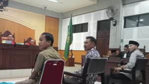 Makdis, Rofiko, dan Agus Salim Bantah-bantahan dalam Sidang Korupsi Eks Wali Kota Bima