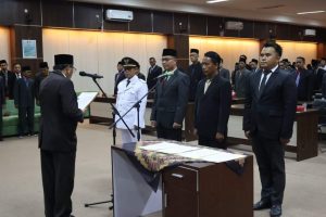 DPRD KLU Minta Bupati Djohan Batalkan 103 Pejabat yang Dimutasi
