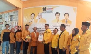 Mohan Roliskana Mendaftar di Hanura sebagai Calon Wali Kota Mataram