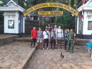 Pendaki Asal Rusia 14 Hari Hilang di Gunung Rinjani, Tim Gabungan Lakukan Pencarian