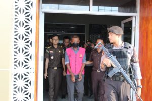 Usai Diperiksa, Kejari Dompu Tahan Tersangka Korupsi Pembangunan Puskesmas Dompu Kota