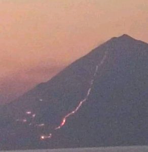 Heboh Erupsi Gunung Sangeang Api Bima, Begini Faktanya