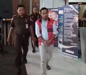 Anggota DPRD Lombok Tengah Mahrup Ditahan Jaksa Terkait Kasus Korupsi Rp 8,2 Miliar