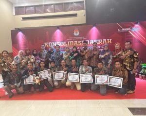 KPU Kota Bima Borong Tujuh Penghargaan pada Rapat Konsolidasi Evaluasi Kinerja Pilkada 2024