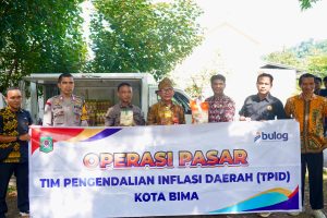Jaga Stabilitas Harga, Pemkot Bima dan Bulog Hadirkan Pasar Murah