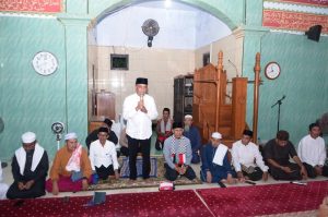Safari Ramadhan di Langgudu, Bupati Bima Ady Mahyudi Ajak Warga Lupakan Perbedaan Pilkada dan Perintahkan ASN Bekerja Profesional