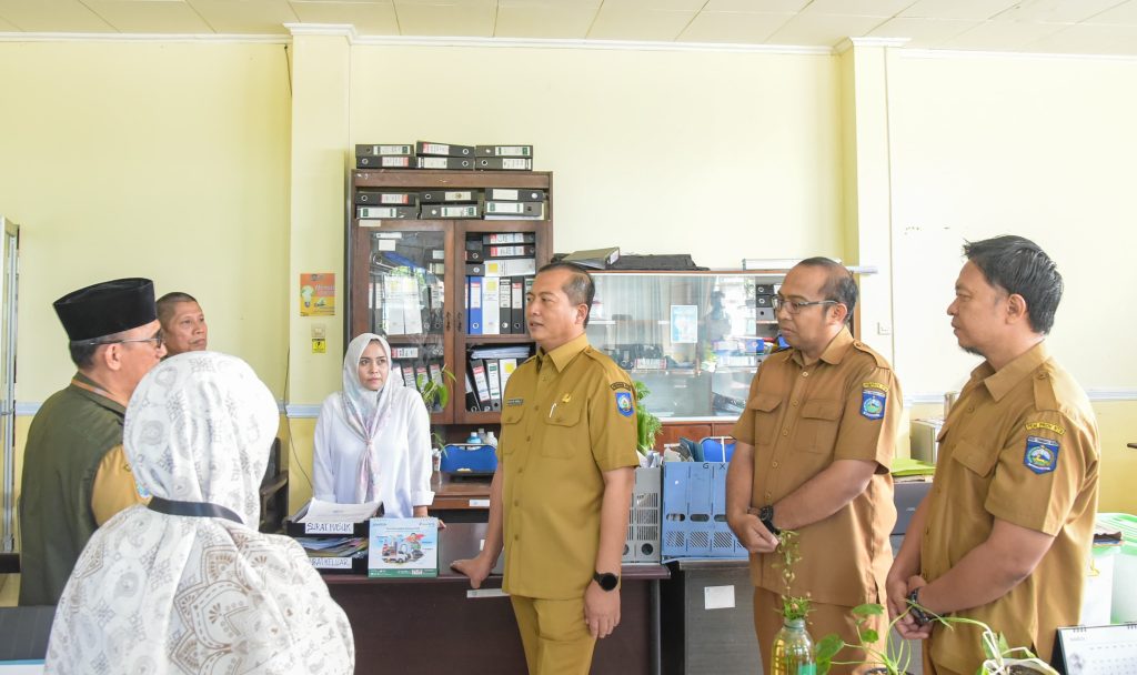 Gubernur NTB Janji Selesaikan Isu Hutan dan Sampah