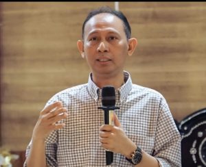 Anomali Cuaca Hujan saat Idul Fitri, Guru Besar Unram Prof Hamsu Berikan Tips Hindari Penyakit THT