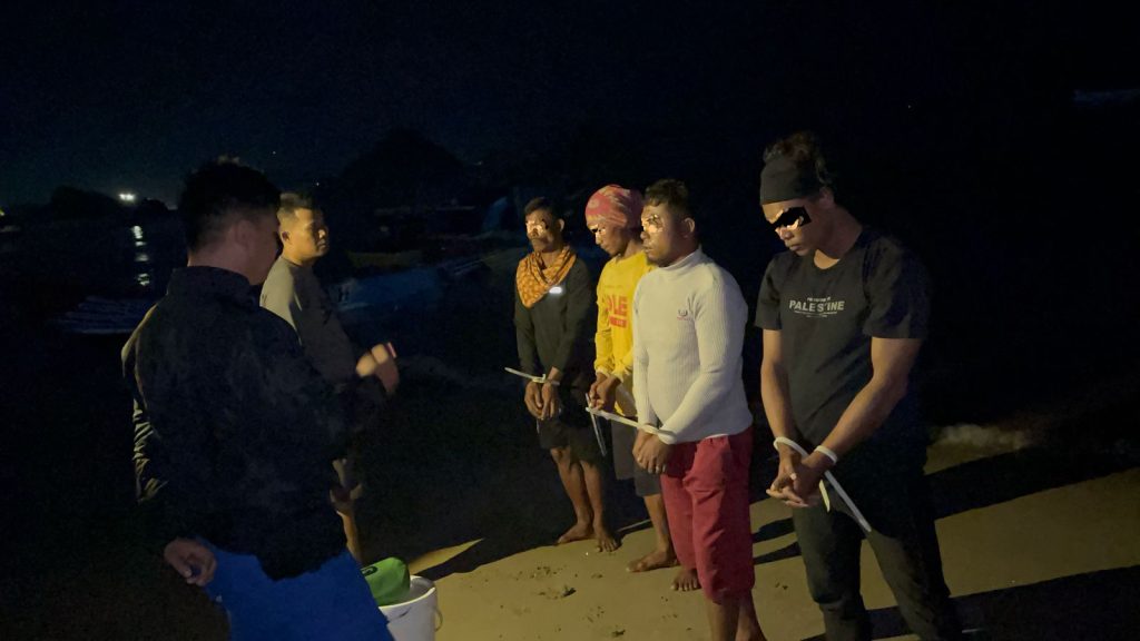 Polda NTB Tangkap 4 Pelaku Pengeboman Ikan di Perairan Kuta