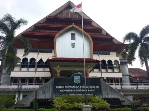 Gubernur NTB Janji Akan Renovasi Gedung DPRD Mulai Tahun 2026