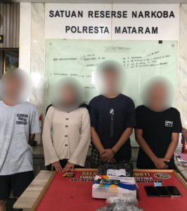 Patungan Beli Ganja 422 Gram Dikirim via Ekspedisi, 4 Terduga Pelaku Diciduk Polisi
