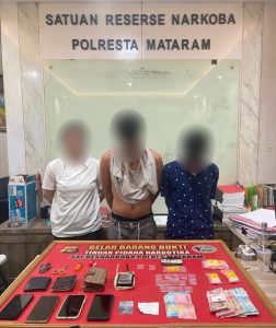 Polisi Tangkap Tiga Pengedar Sabu 5,97 Gram di Lombok Barat