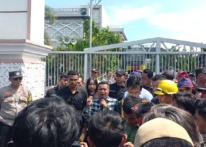Aksi di DPRD NTB, Puluhan Pemuda Desak Pemekaran Provinsi Pulau Sumbawa