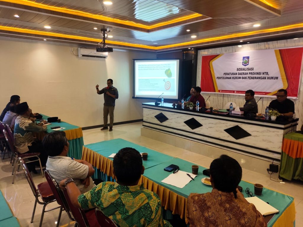 Kejati NTB dan Biro Hukum Setda NTB Sosialisasi Jaga Desa di Sumbawa Barat
