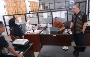 Tekankan Pelayanan Optimal, Sekda Adel Sidak di sejumlah Bagian di Sekertariat Daerah