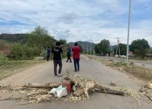 Sedih Lihat Kerusakan Jalan Simpang Tano, Faozal Pastikan Tahun Ini Dikerjakan