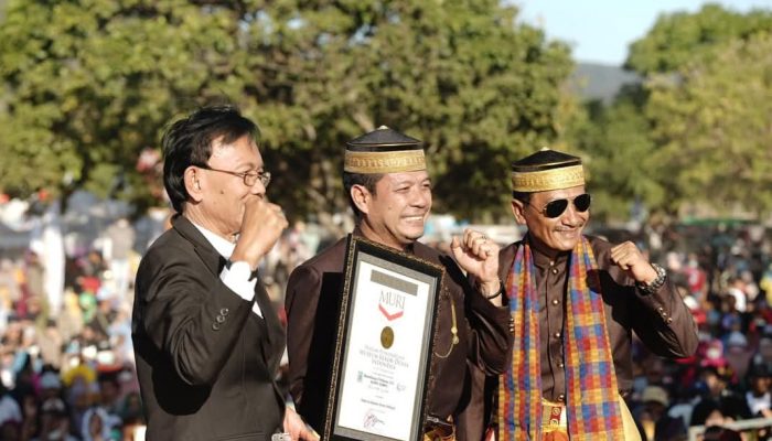 Tarian Ou Balumba Pecahkan Rekor MURI, Bupati Dompu: Terima Kasih