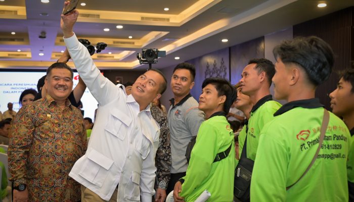 Gubernur Iqbal Lepas PMI ke Malaysia, Pesan: Pulang Harus Bawa Perubahan