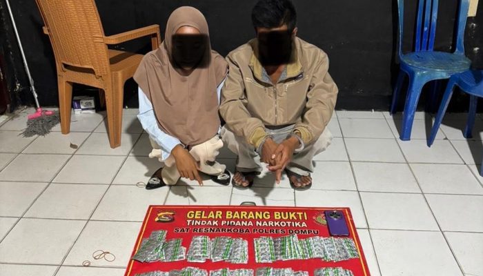 Bawa 955 Butir Tramadol, Pasangan Muda Ditangkap di Ekspedisi Paket Dompu