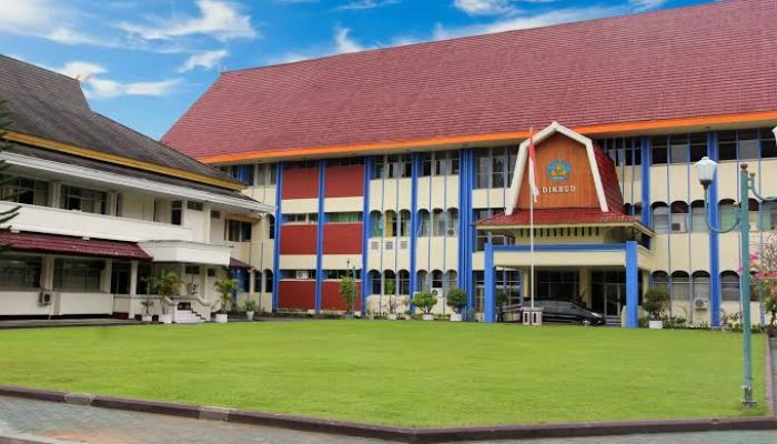 DAK Rp41 Miliar Diparkir, Dewan Duga Ada Permainan di Dinas Dikbud NTB