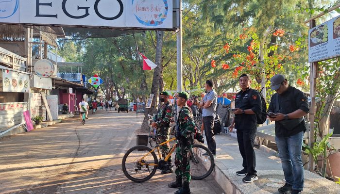 Dikawal TNI, Kejati NTB Pasang Plang Pengamanan Aset Pemprov yang Dikuasai Tersangka di Gili Trawangan 