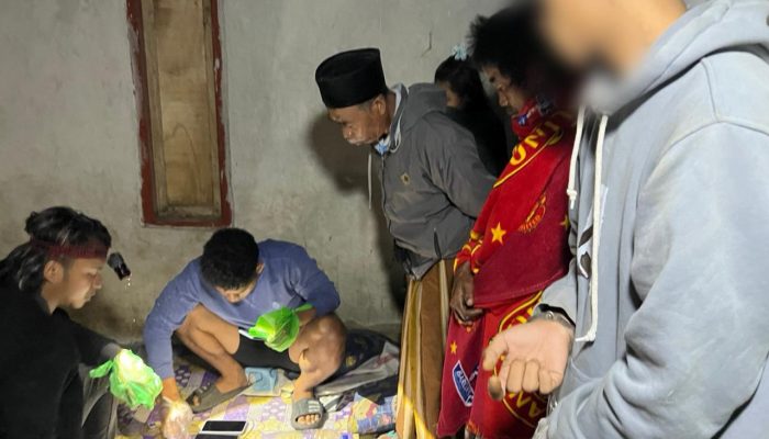 Lagi Bobo Bareng Pacar di Rumah, Pengedar Sabu di Dompu Digerebek Polisi