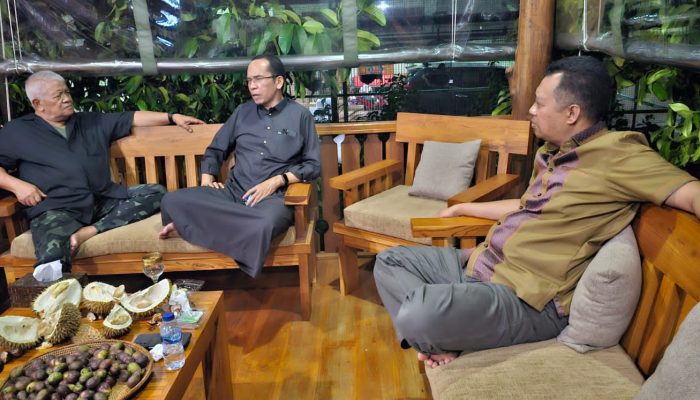 TGH Najamudin Sebut Gubernur Iqbal Terapkan ‘Politik Belah Bambu’