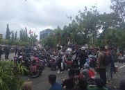 Ratusan Mahasiswa Jebol Gerbang dan Bawa 12 Tuntutan Mendesak, Ini Kata DPRD NTB 