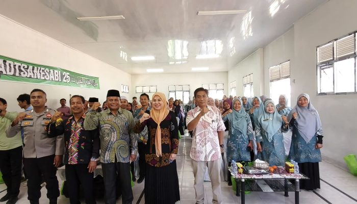 Ngopi Bareng Hj. Mahdalena: Pemerintah Pastikan Anak Madrasah Dapat Beasiswa