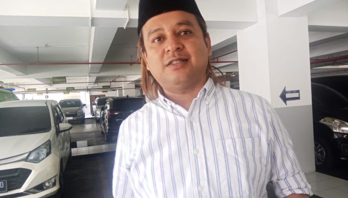 Diperiksa Kejati NTB, Abdul Rahim Serahkan DPA Proyek Pemprov