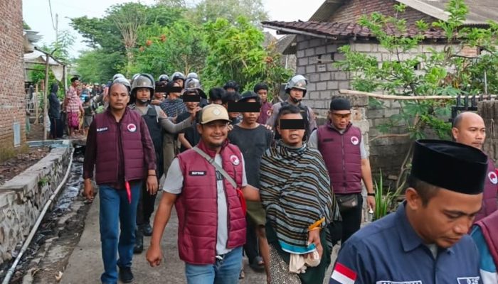 Gerebek Desa Lekor Lombok Tengah, Polisi Gulung 14 Pengedar dan Sita Sabu 7,78 Gram