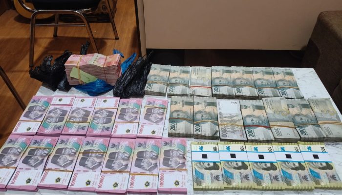 Modus Licik Karyawan Mal di Mataram: Curi Ratusan Juta Rupiah dari Brankas dan Ganti dengan Uang Mainan