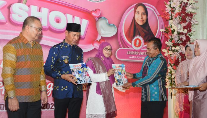 Peringati Hari Ibu, Perempuan Inspiratif Terima Penghargaan Pemkab Bima