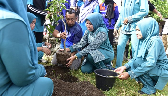 Selasa Menyapa Tambora, TP PKK Tekankan Pola Hidup Sehat dan Peduli Lingkungan