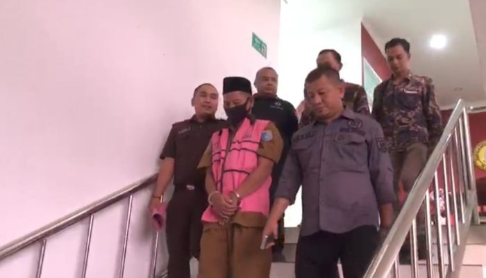 Kejari Mataram Tahan PPK Proyek Pokir Lobar 2024, Kerugian Negara Hampir Rp1,8 Miliar