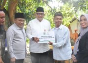 Pemda dan Baznas KLU Laksanakan Program Jubah di Dusun Terengan