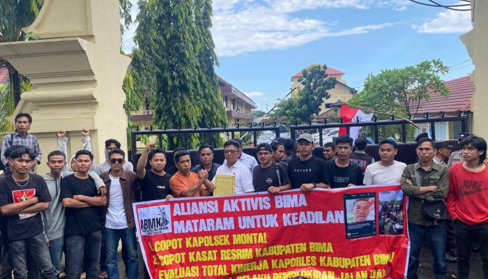 Kasus Pengeroyokan Mandek, Aktivis Bima-Mataram Gedor Polda NTB Tuntut Kapolres Bima Dicopot