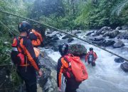 SAR Mataram Cari Wisatawan Hanyut di Air Terjun Tibu Ijo