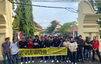 Aliansi Aktivis Bima Mataram Kembali Gedor Mapolda NTB, Desak Penahanan Pelaku Pengeroyokan