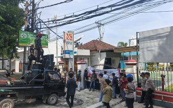 Gelar Aksi Jilid II, Aksara NTB Gedor Kejati NTB Desak Tetapkan Tersangka Anggota DPRD Penerima “Dana Siluman”