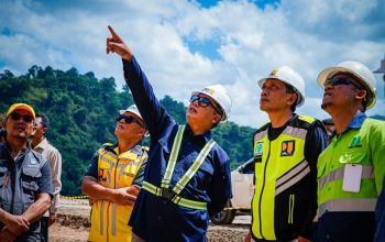 Gubernur Iqbal Targetkan Jalan Lenangguar–Lunyuk Sumbawa Rampung 30 Mei 2026
