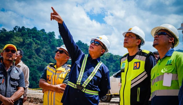 Gubernur Iqbal Targetkan Jalan Lenangguar–Lunyuk Sumbawa Rampung 30 Mei 2026