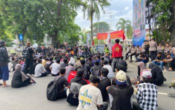 May Day 2026, Mahasiswa Demo Gubernur NTB, Ini Tuntutannya