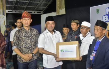 Dekatkan Pelayanan, Pemkab Bima Salurkan Berbagai Bantuan di Parado