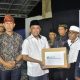 Dekatkan Pelayanan, Pemkab Bima Salurkan Berbagai Bantuan di Parado
