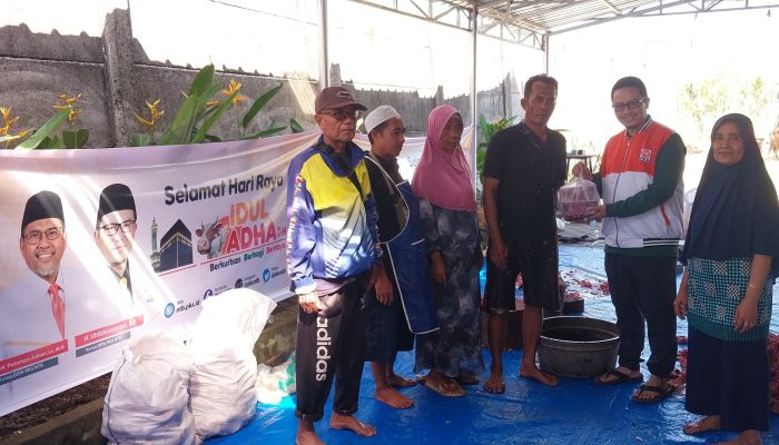 PKS NTB Sembelih 193 Hewan Kurban, Distribusikan 2.000 Paket Daging untuk Warga