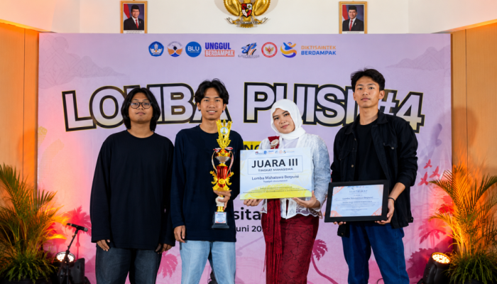 Dr. Erwin Apresiasi UKM Musik UMMAT Usai Raih Juara III Lomba Puisi Nasional di Universitas Tidar