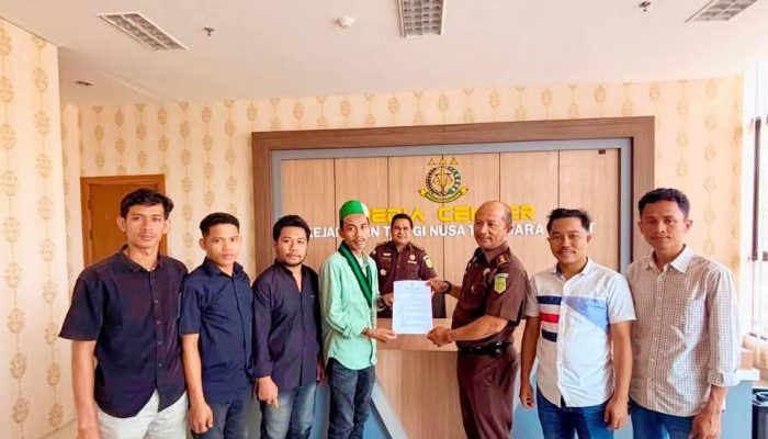 Diduga Terlibat Reklamasi Ilegal Pantai Amahami, Badko HMI Bali-Nusra Laporkan Bupati dan Wali Kota Bima ke Kejati NTB