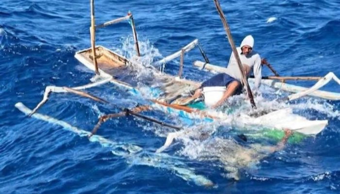 Tiga Hari Terombang-ambing di Tengah Laut, Nelayan Asal Sangiang Bima Ditemukan Selamat